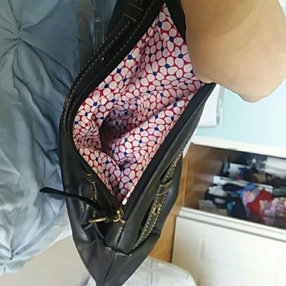 Axcess purse w/5 pockets - Picture 3 of 6